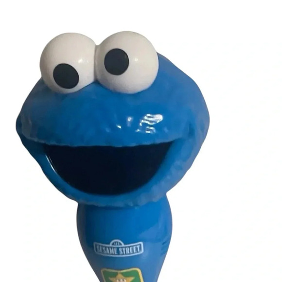 Sesame Street Place Cookie Monster Light Up Bubble Wand Sea World - Picture 7 of 11